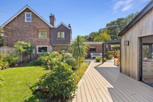 Redehall Road, Smallfield, RH6