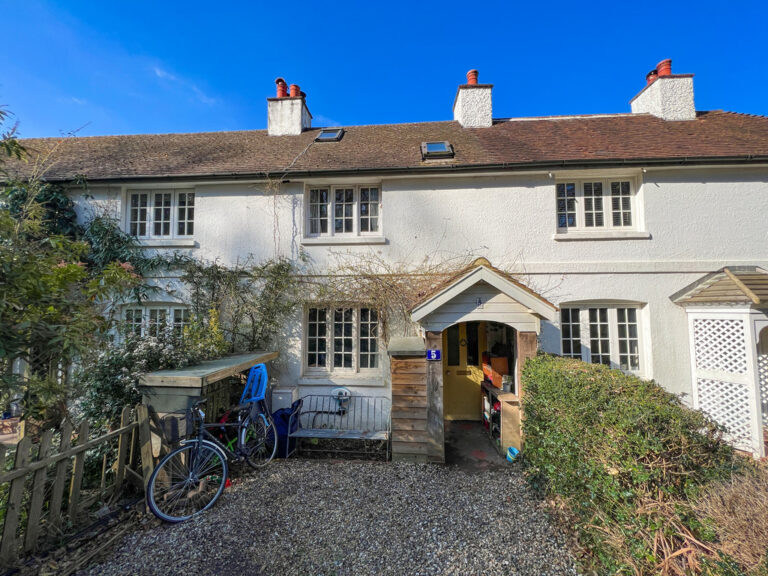 Cole's Estate Agents East Grinstead