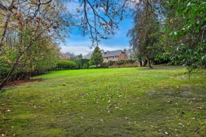 Hophurst Hill, Crawley Down, RH10